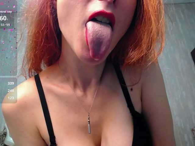 medovaja live cam on BongaCams