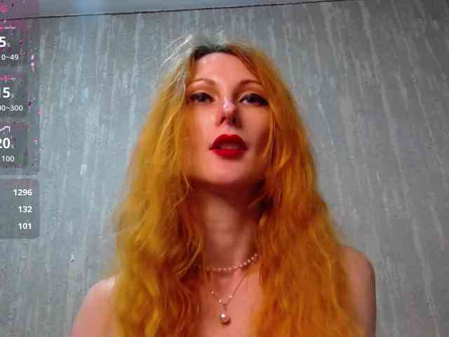 medovaja Live Webcam on BongaCams