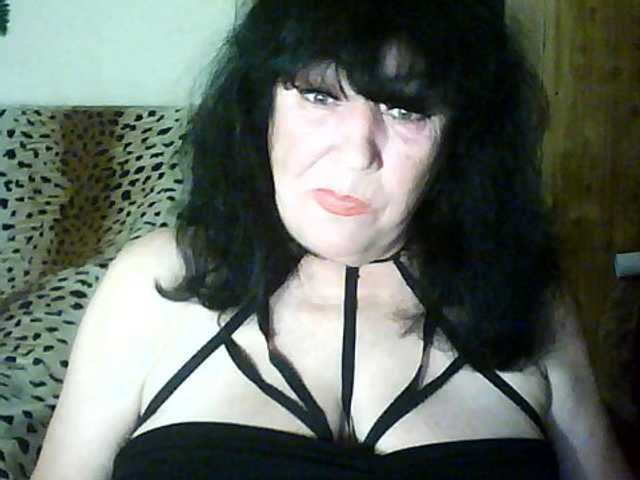 dame89, live now on BongaCams