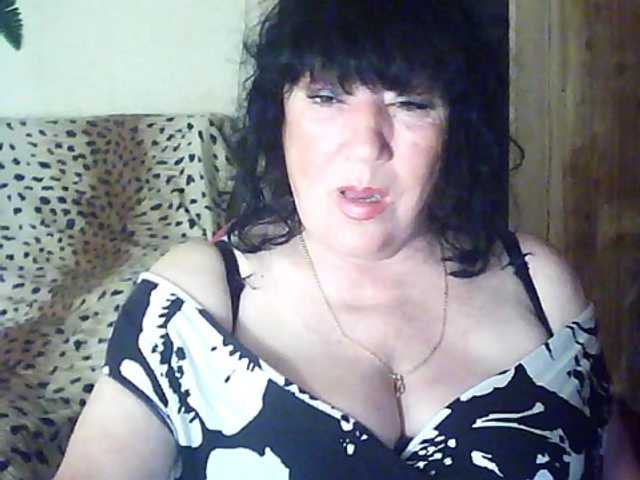 le modèle dame89 est en webcam porno dans un show sur le site bongacams, il possède les tags suivants: White/Caucasian,Brunette,Trimmed