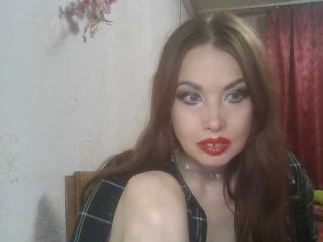alanaastra live cam on BongaCams