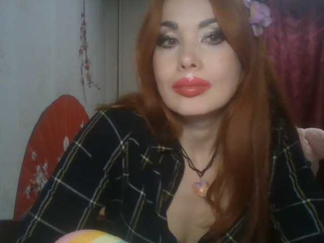 alanaastra live cam on BongaCams