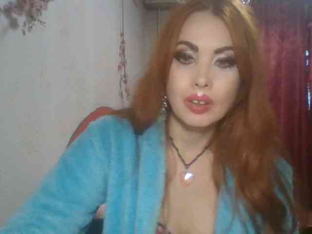 Model: alanaastra