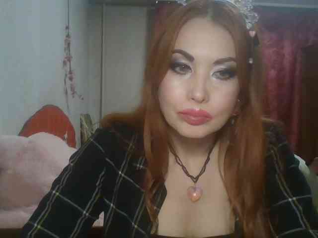 Model: alanaastra