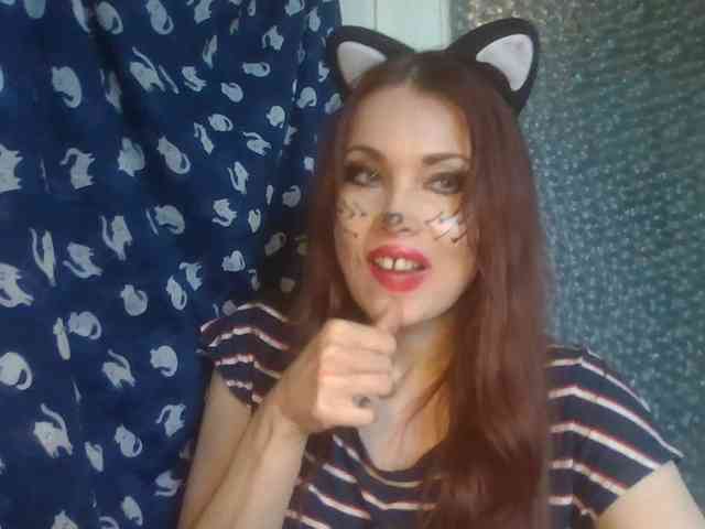 Acest model este live acum. alanaastra