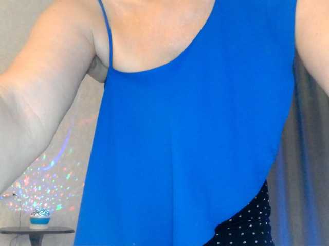 Elenaza1001 live cam on BongaCams