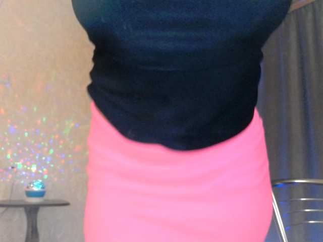 Elenaza1001 live cam on BongaCams