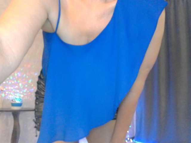 Elenaza1001 live webcam show
