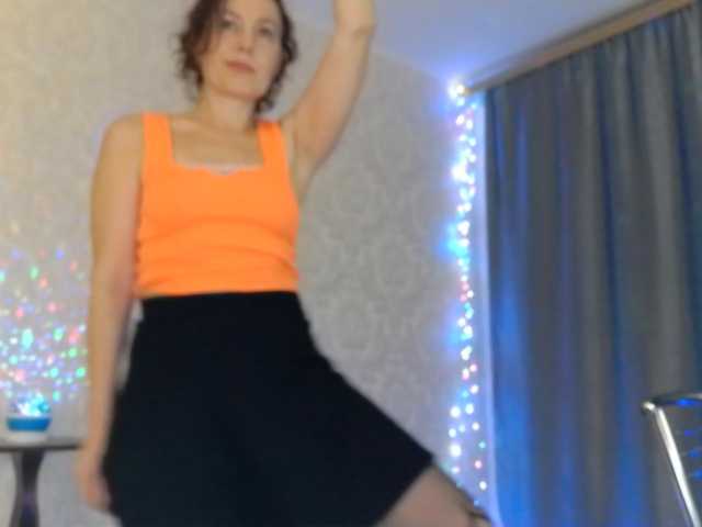 Elenaza1001 live cam on BongaCams