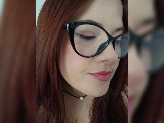 yourXgirl-'s BongaCams show and profile