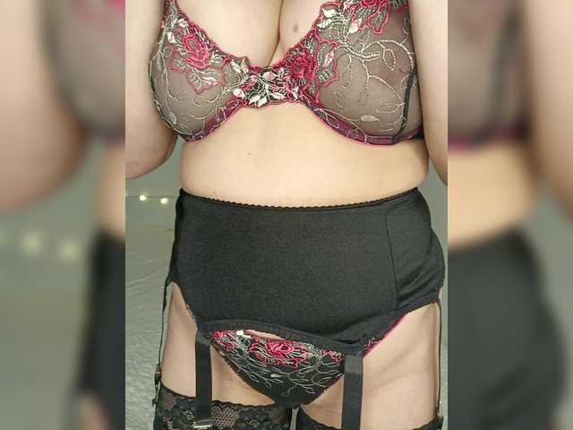  yourXgirl- chat room