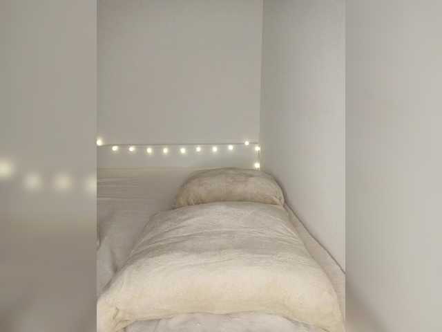  yourXgirl- chat room