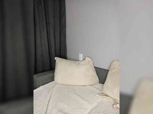 LaraMoon webcam