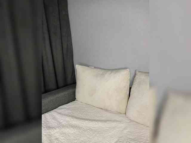 LaraMoon webcam