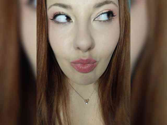 LaraMoon webcam