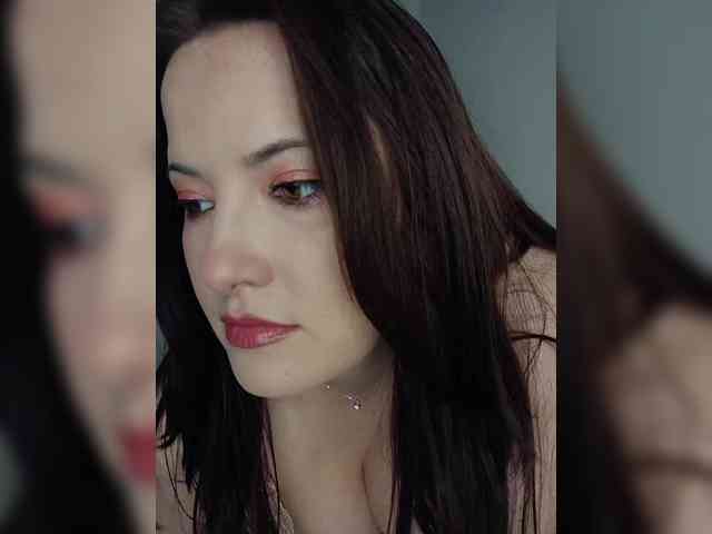 LaraMoon webcam
