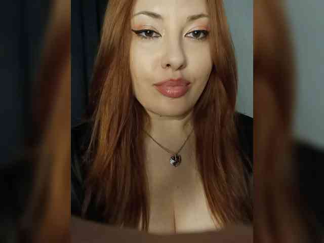 LaraMoon webcam