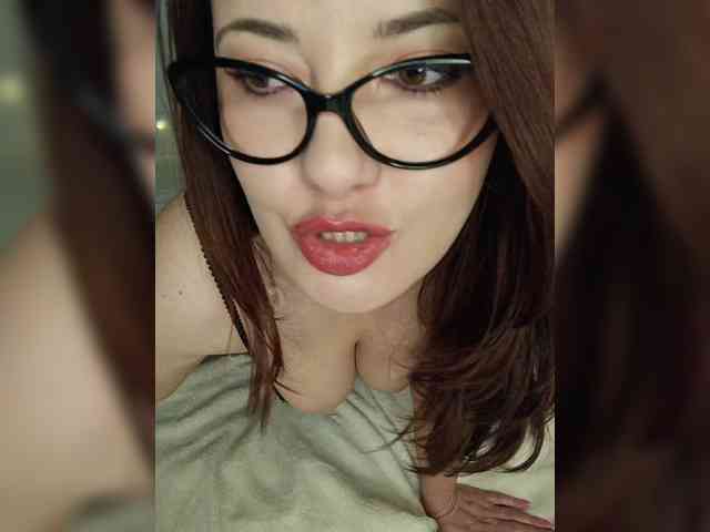 LaraMoon webcam
