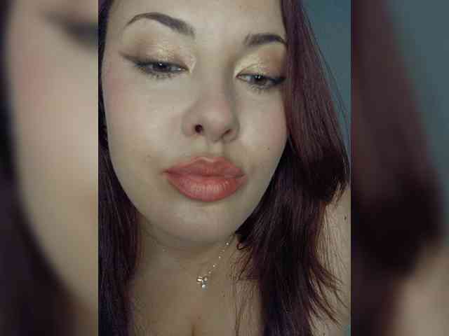LaraMoon webcam