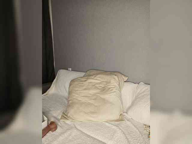 LaraMoon webcam