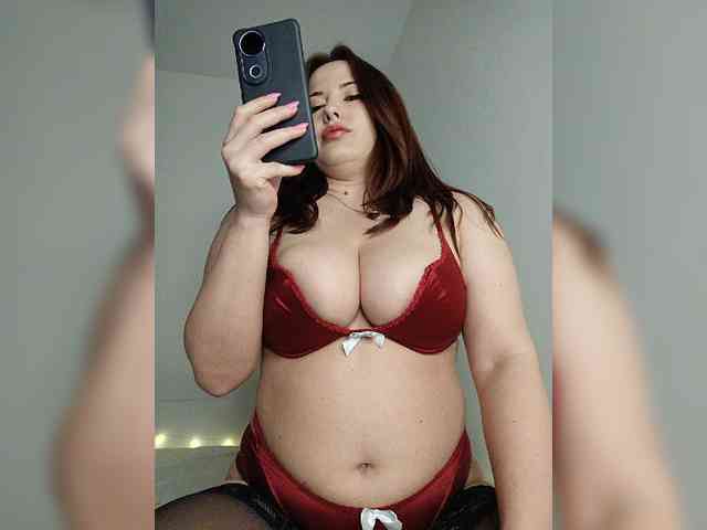 LaraMoon webcam