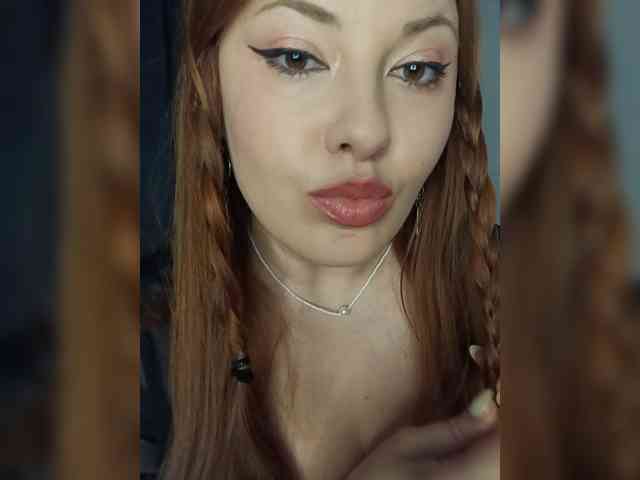 LaraMoon webcam