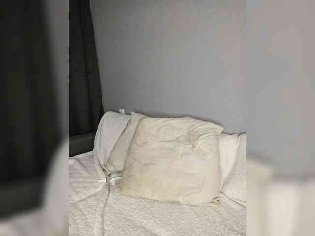 LaraMoon webcam