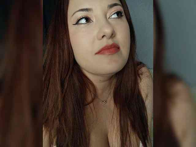 LaraMoon webcam