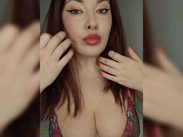 LaraMoon webcam