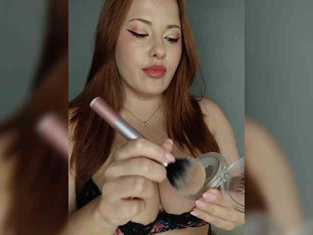 LaraMoon webcam