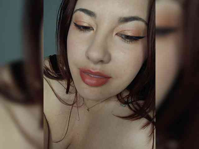 LaraMoon webcam