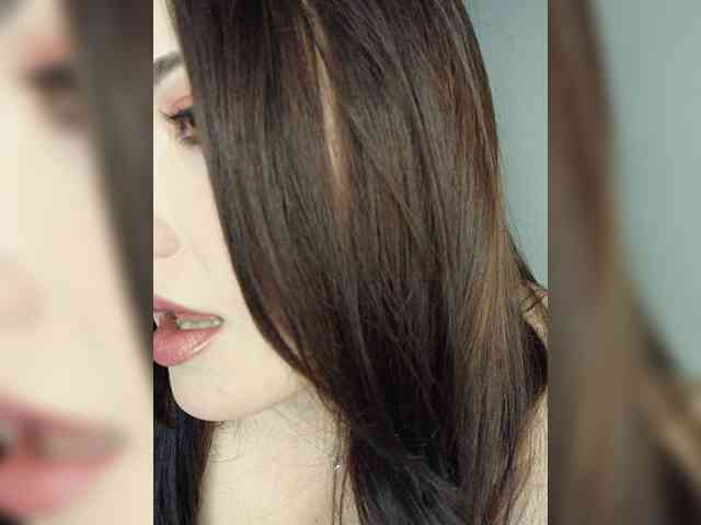 LaraMoon webcam
