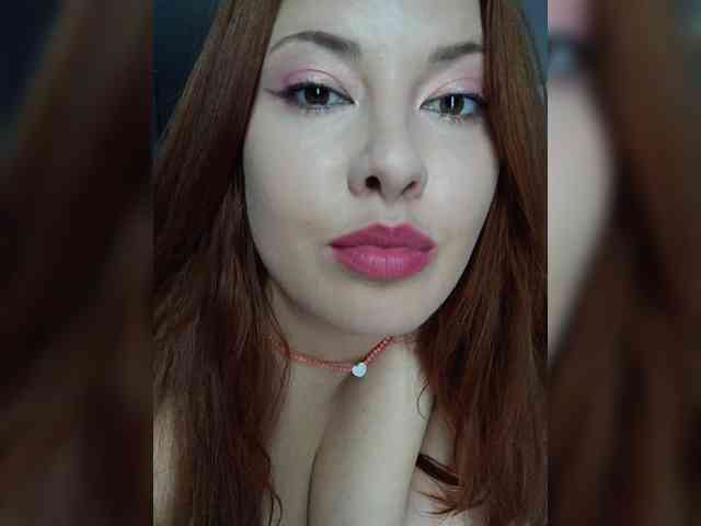 LaraMoon webcam