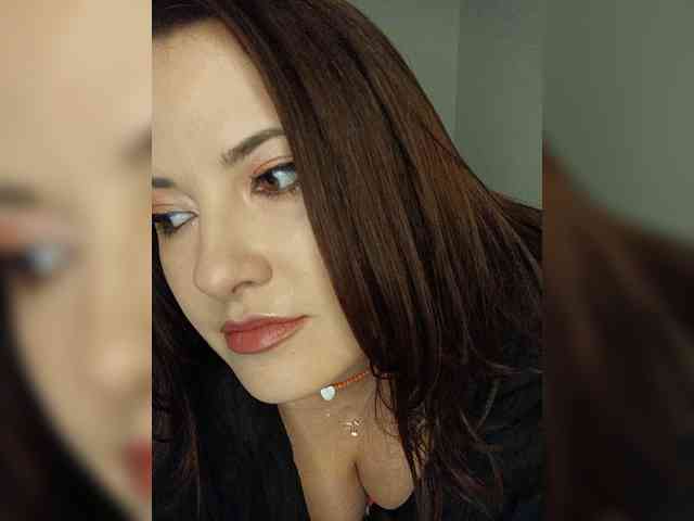 LaraMoon webcam