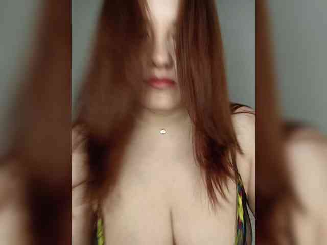 LaraMoon webcam