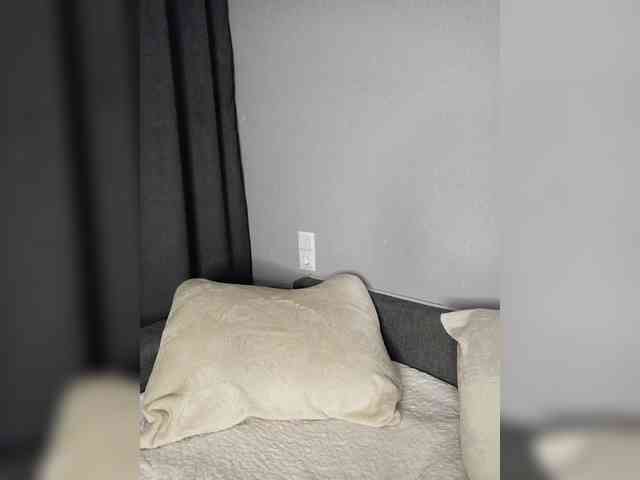 LaraMoon webcam