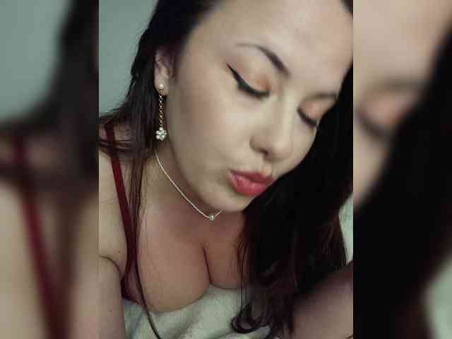 LaraMoon webcam
