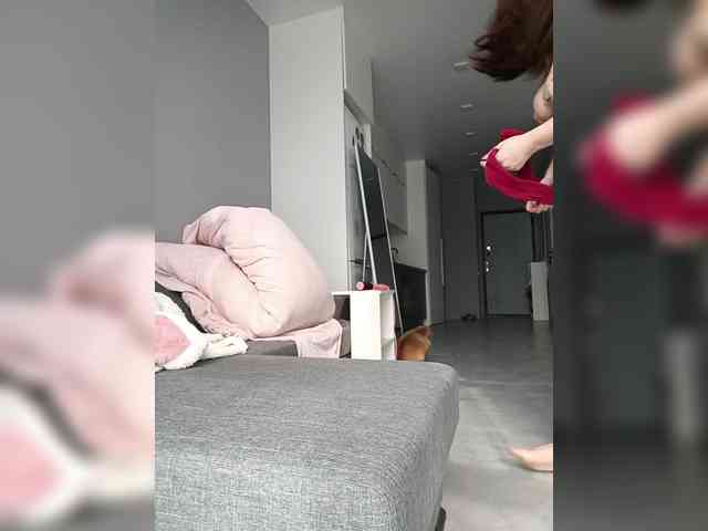 LaraMoon webcam