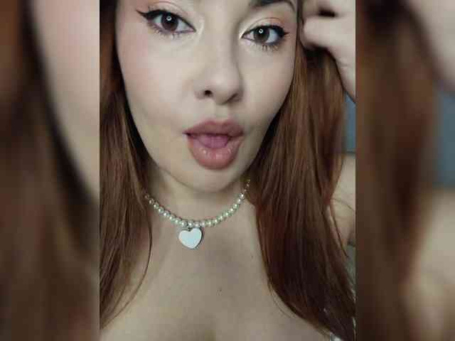 LaraMoon webcam