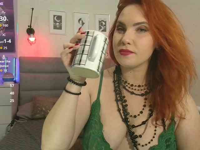 miss_Ferrari webcam