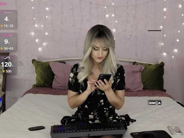 Versavia live cam on BongaCams