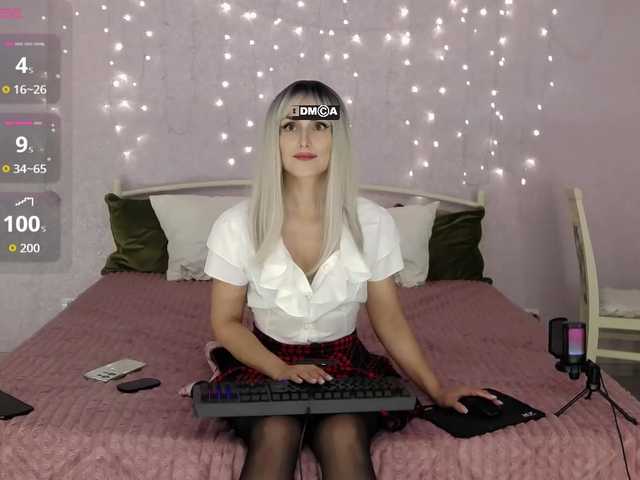 Versavia live cam on BongaCams