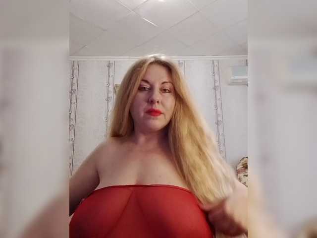 svetlana235 live cam on BongaCams