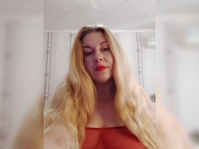 svetlana235 live cam on BongaCams