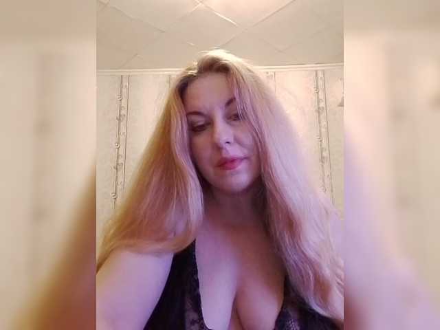 svetlana235 live cam on BongaCams
