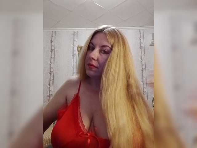 svetlana235 live cam on BongaCams
