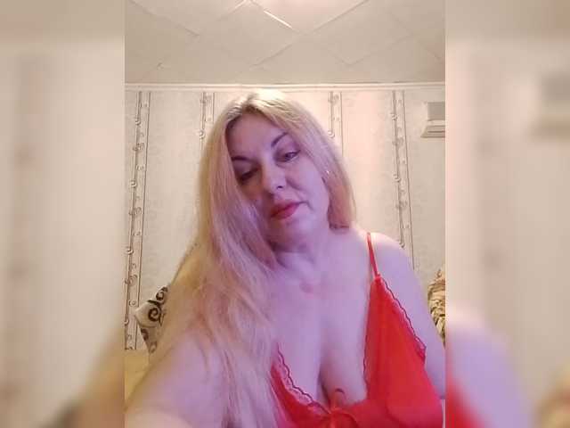 svetlana235 live cam on BongaCams