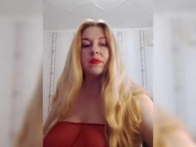 svetlana235 live cam on BongaCams