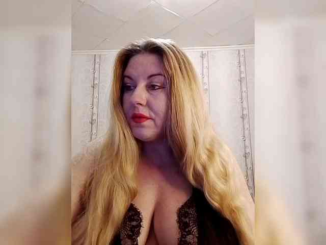 svetlana235 Live Webcam on BongaCams