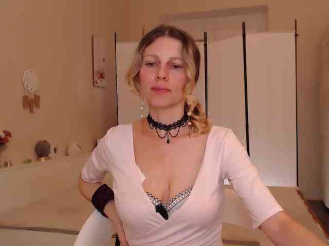 Miss_Misso webcam
